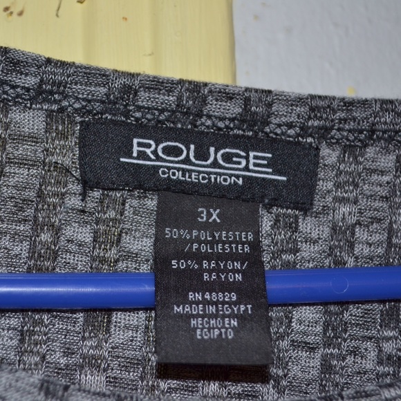 Grey High-Low Top - Picture 3 of 3