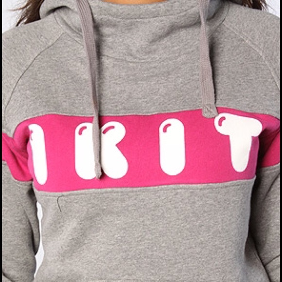 Nikita sweatshirt