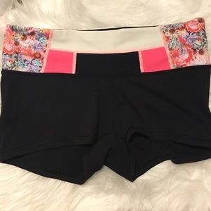 Lululemon boogie shorts