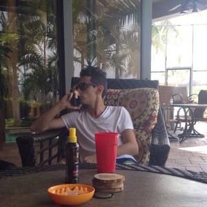 Meet your Posher, Ammar