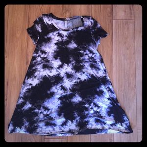 Short sleeve, tie dye T-shirt dress