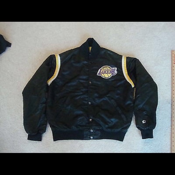 Used LAKERS satin bomber vintage jacket 😎💛💙