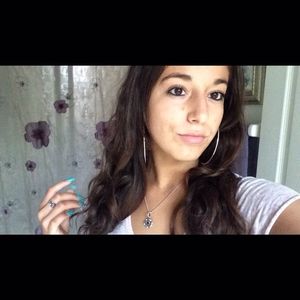 Meet your Posher, Sami