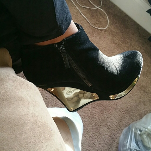 Heels / wedges - Picture 3 of 3