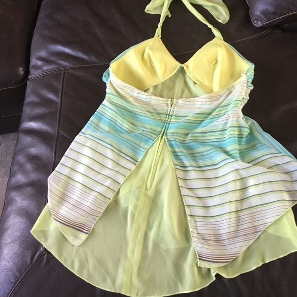 Trixxi Scarf Style Halter top. - Picture 4 of 4