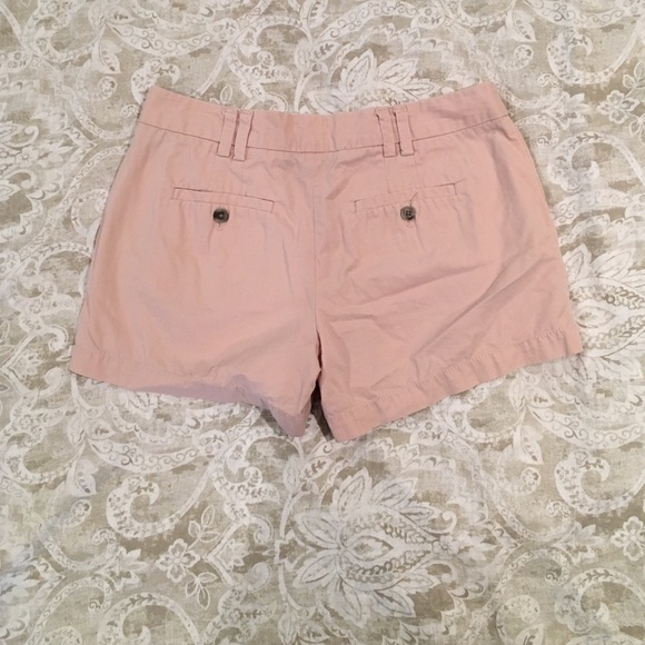 Ann Taylor LOFT shorts 🌺 - Picture 2 of 3