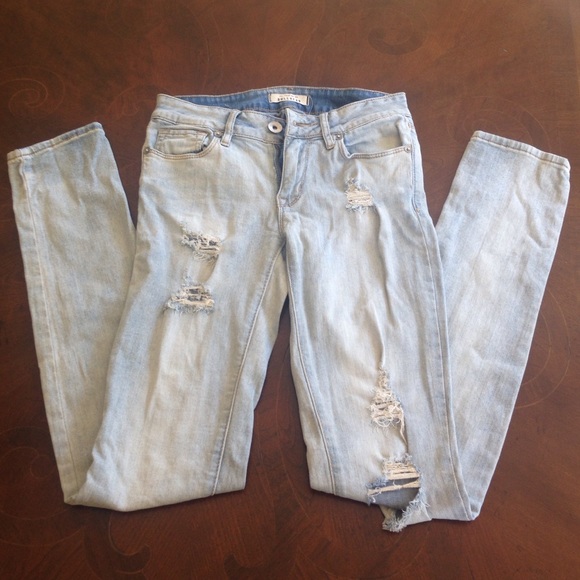 Light Wash Distressed Skinny Jeans