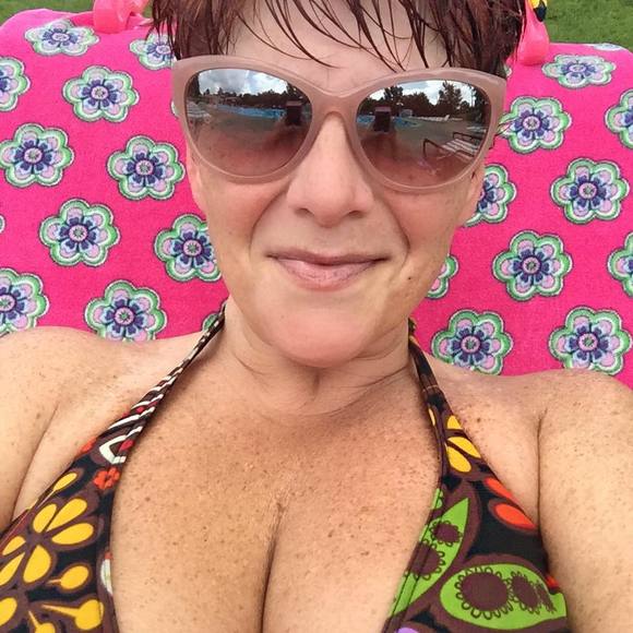 Meet your Posher, Julie