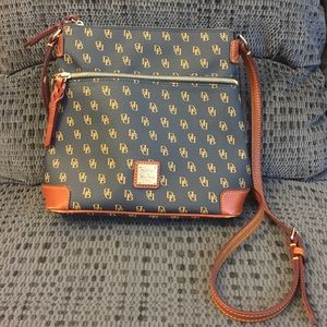 Dooney & Bourke Purse
