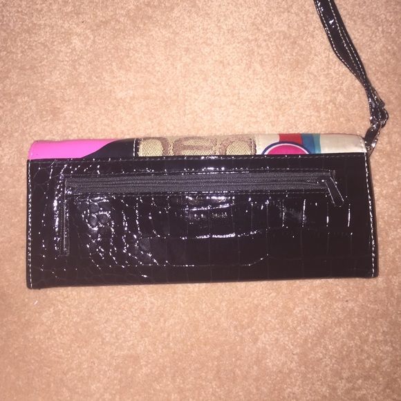 Clutch Purse! - Picture 3 of 3