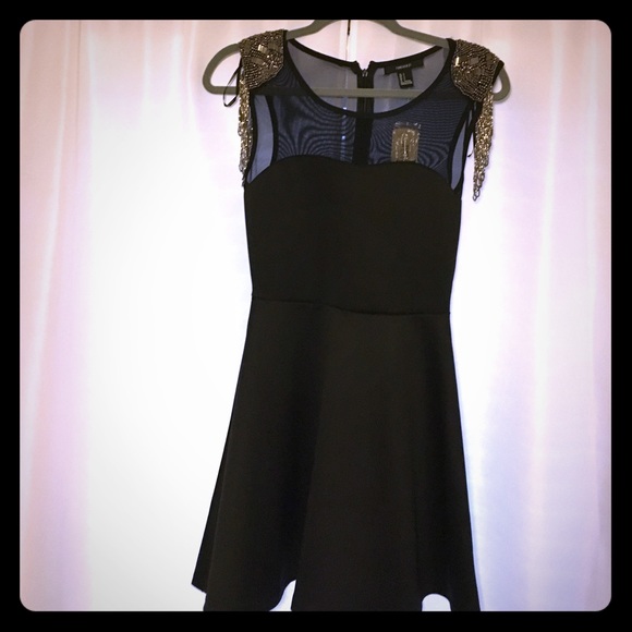 🎉 Embellished sleeves Little Black Dress 🎉