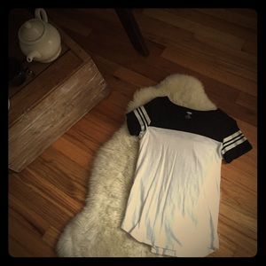 Back and white jersey tshirt