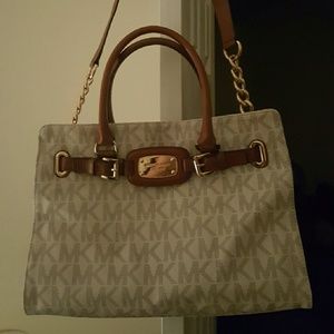 Michael Kors Hamilton Saffiano Leather
