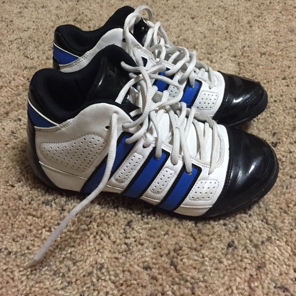 Adidas sneakers - Picture 1 of 3