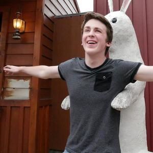 Meet your Posher, Samuel