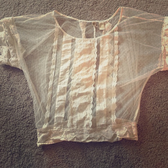 4 women's tops