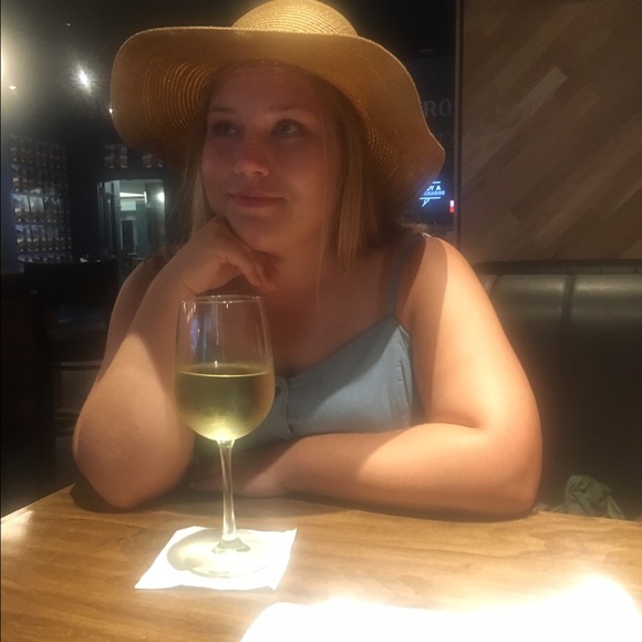 Meet your Posher, Reanna