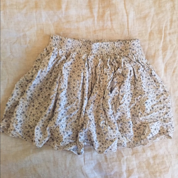 Brandy Melville mini skirt