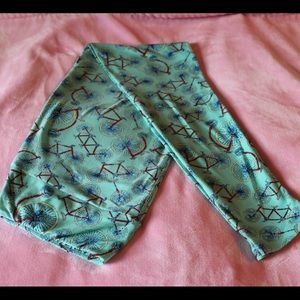 Lularoe a TC leggings bicycles