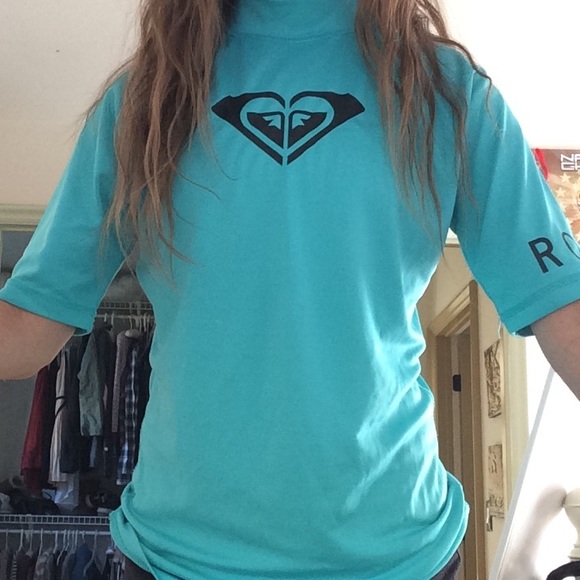 Roxy rash guard