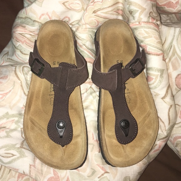 brown Birkenstock's