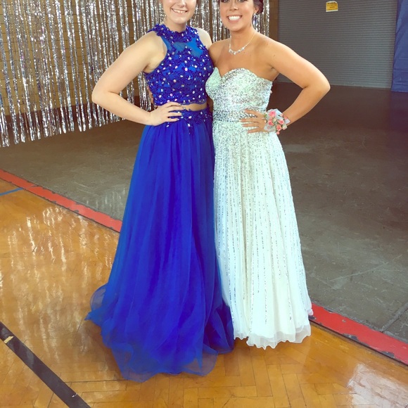 Blue two-piece prom dress