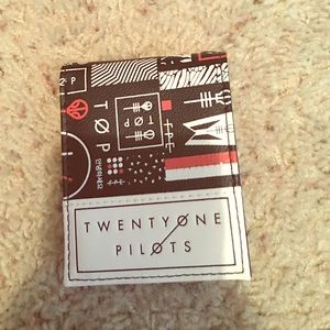 NWOT 21 Pilots wallet from Hot Topic