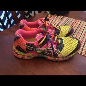 Asics Gel-Noosa Tri 8 Running Shoes