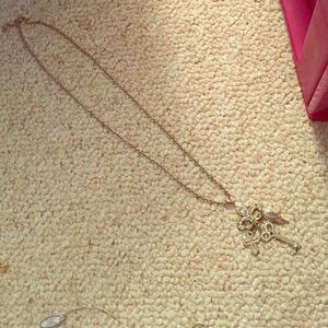 long-chain necklace.