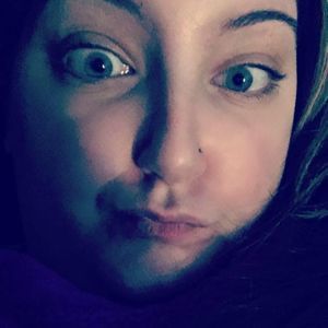 Meet your Posher, Nina