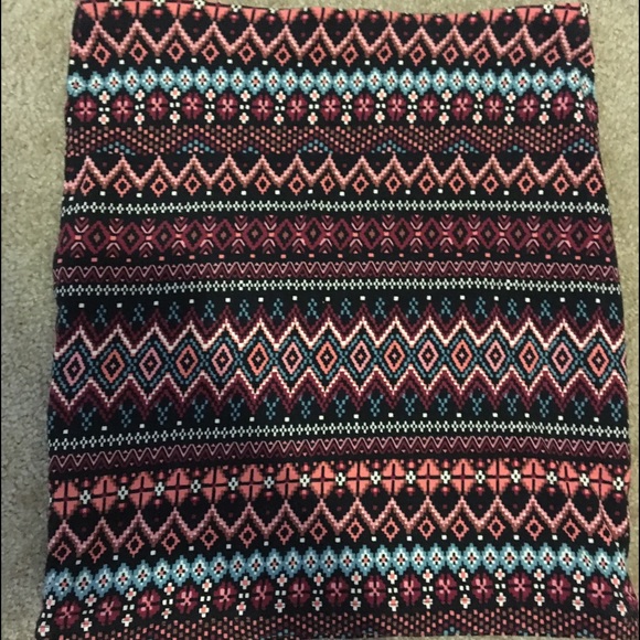 High waisted pencil skirt