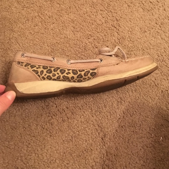 Leopard print Sperry