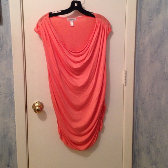 Rouched coral Top NWOT