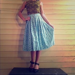 Vintage high waist skirt