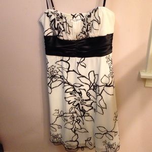 White and black flower dress