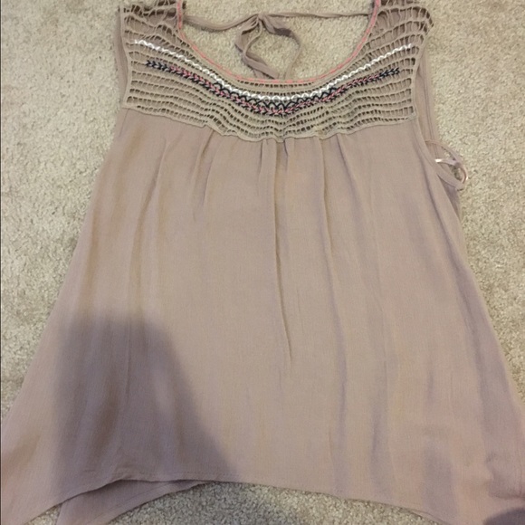 Tan/brown shirt