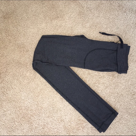 Lulu Lemon Leggings with pockets