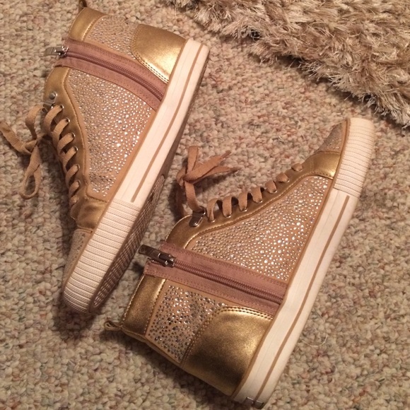 BCBG Generation Sneakers