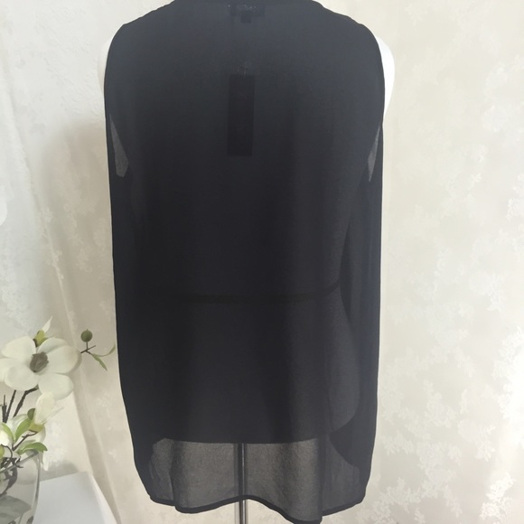 Sleeveless size XL black top with gold studs. B009 - Picture 4 of 4