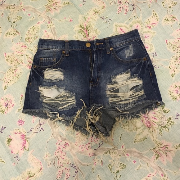 High-waisted jean shorts