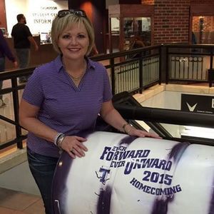 Meet your Posher, Stacy