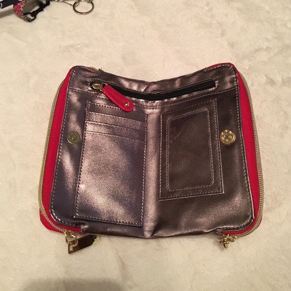 Authentic Red Steve Madden wallet - Picture 3 of 4