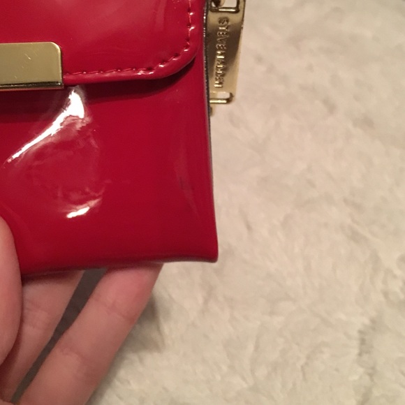 Authentic Red Steve Madden wallet - Picture 4 of 4