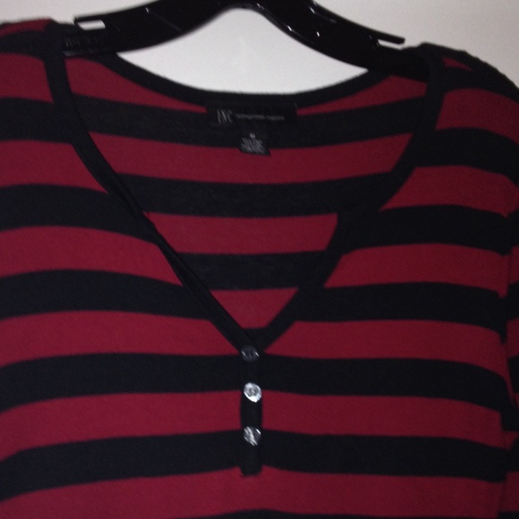I.N.C. BLACK AND RED V NECK STRIPE TEE SHIRT - Picture 3 of 3