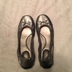 Kelly and Katie silver flats