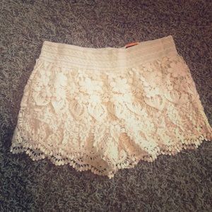 NEW Crocheted shorts
