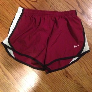 Girls Nike Tempo running shorts