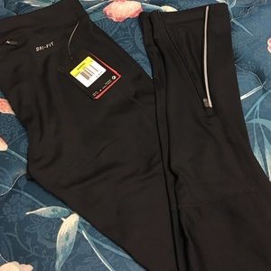 NWT NIKE DRI-FIT LEGGINGS