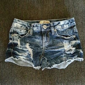 Little Girls Adorable Mudd cut off shorts size 7