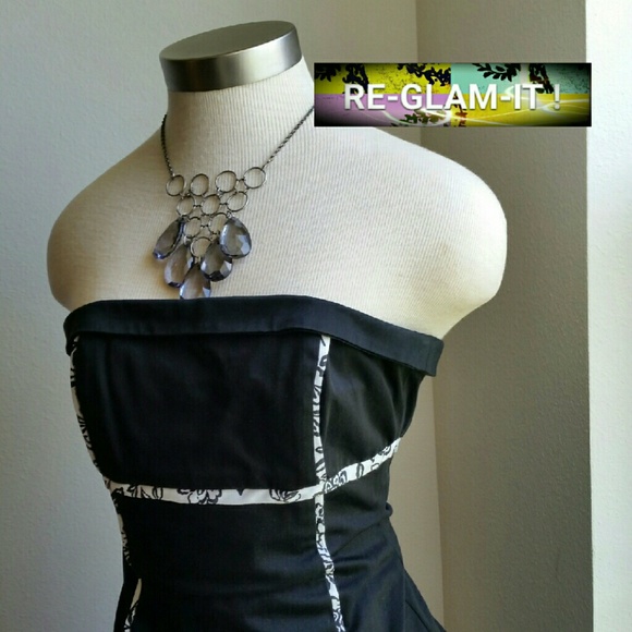 WHBM...BLACK /WHITE ...DRESS - Picture 2 of 4